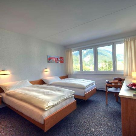 Hôtel Oasis Moutier Quarto foto